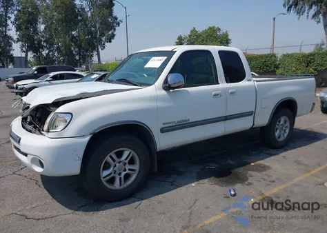 2004 Toyota Tundra Access Cab Sr5 z USA, uszkodzony, nr VIN 5TBRN34144S442062